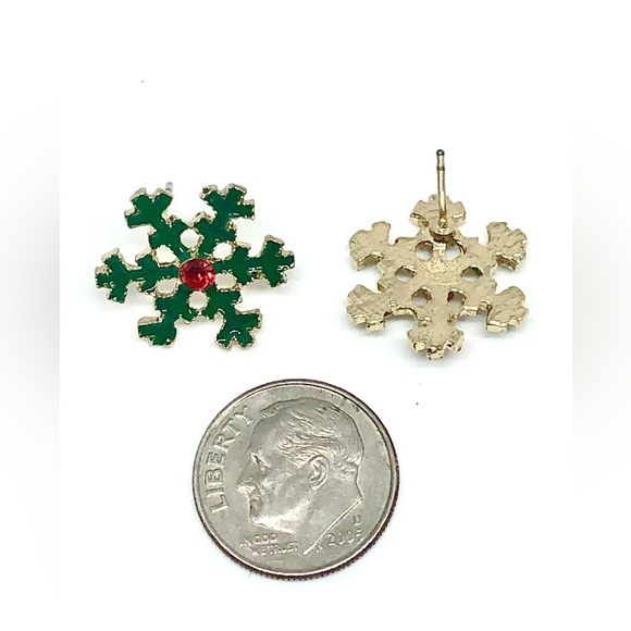 Christmas Green Enamel Red Crystal Rhinestone Gold Tone Studs Stud Earrings 17mm - Picture 5 of 5